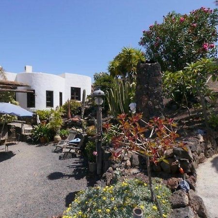 Ferienhaus In Guatiza Mit Gemeinsamem Pool Bagian luar foto